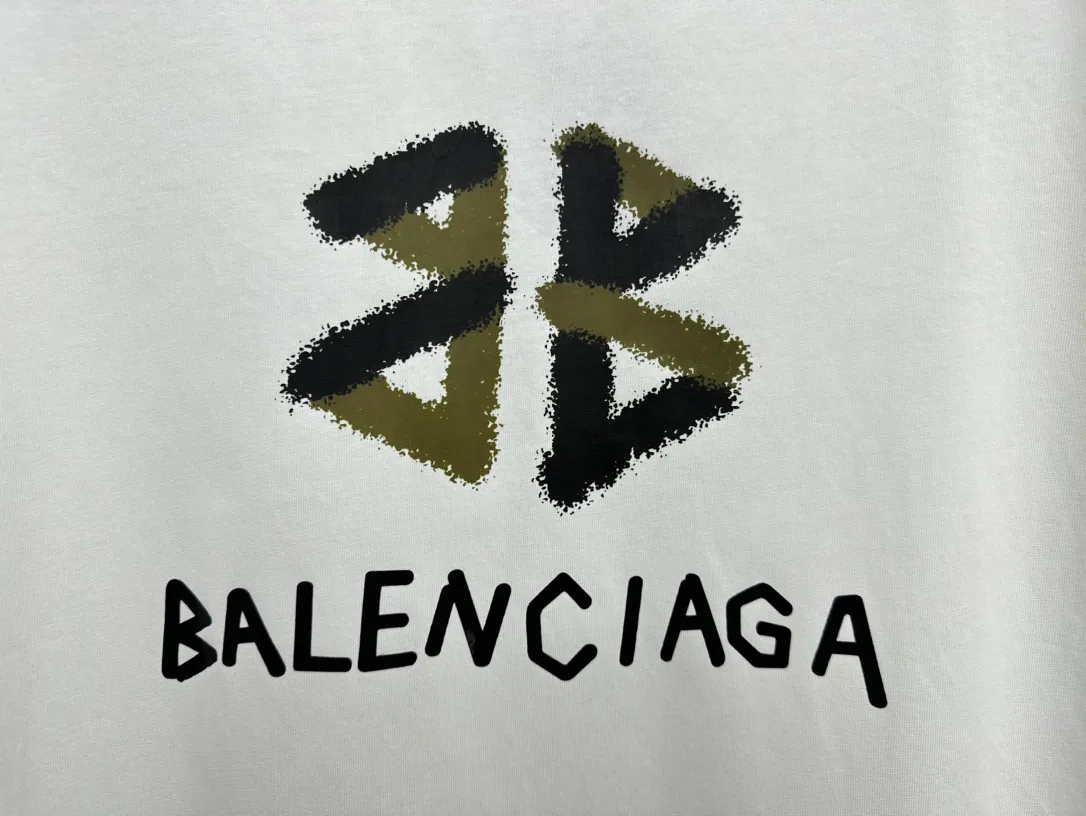 【BALENCIAGA】 24ss T Blue B 。 ， Versatile。 ， ， 。 ， Same Style ， 。 ：Black White Size：S-XL